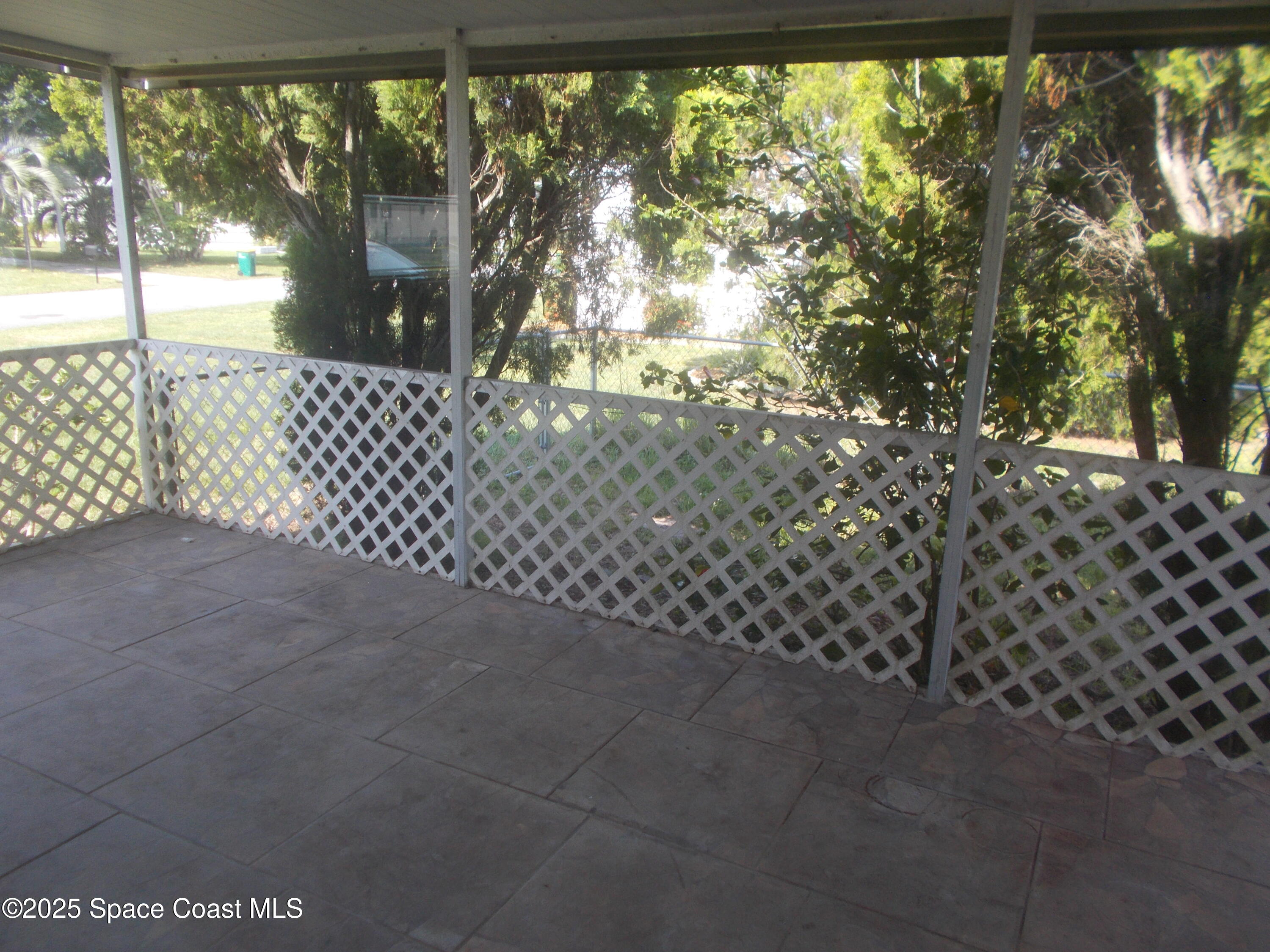 906 Spruce Street Sebastian, FL 32976 - Photo 19 of 26 a view of a pathway of a yard