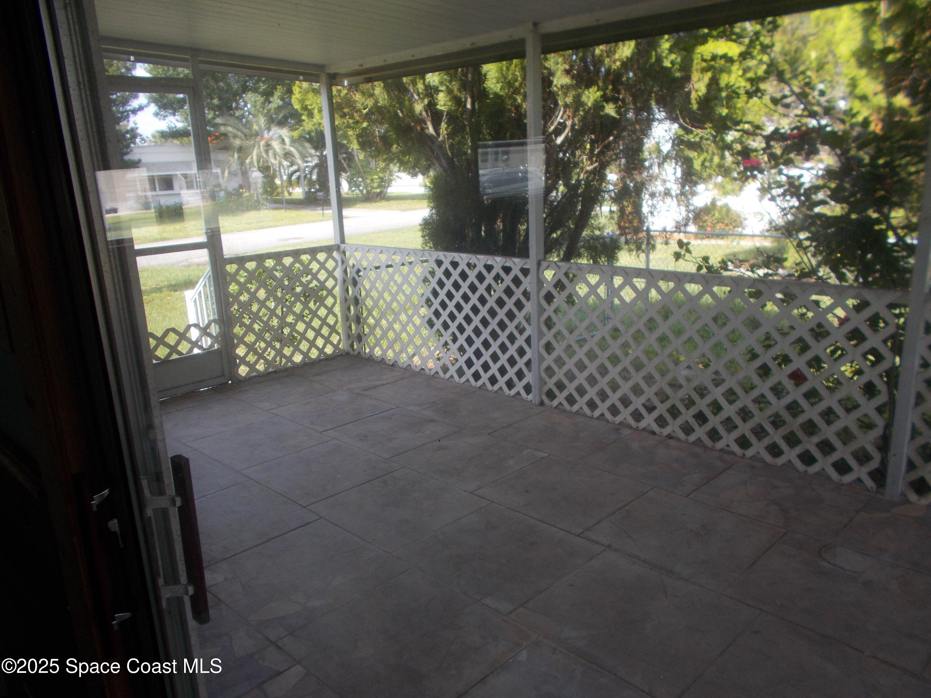 906 Spruce Street Sebastian, FL 32976 - Photo 23 of 26 a view of an outdoor space