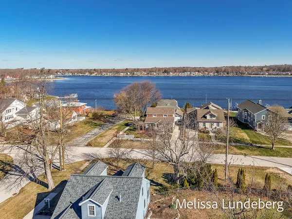 $499,000 | 220 Barber Street, Spring Lake, MI 49456
