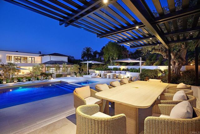 $13,850,000 | 6343 Clubhouse Drive, Rancho Santa Fe, CA 92067