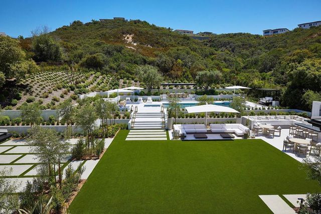 $13,850,000 | 6343 Clubhouse Drive, Rancho Santa Fe, CA 92067
