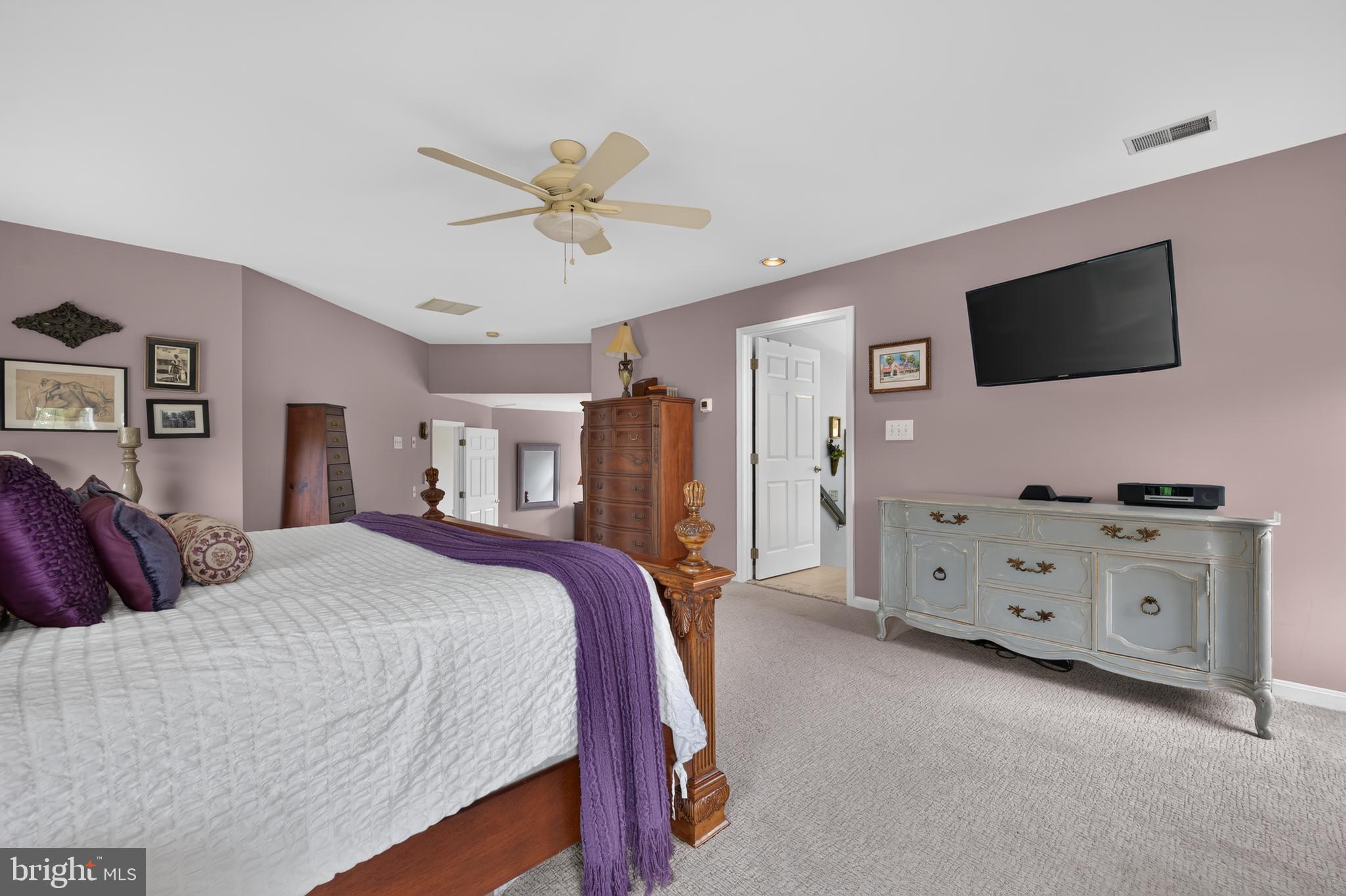 13909 Darnestown Road Gaithersburg, MD 20878 - Photo 19 of 64
