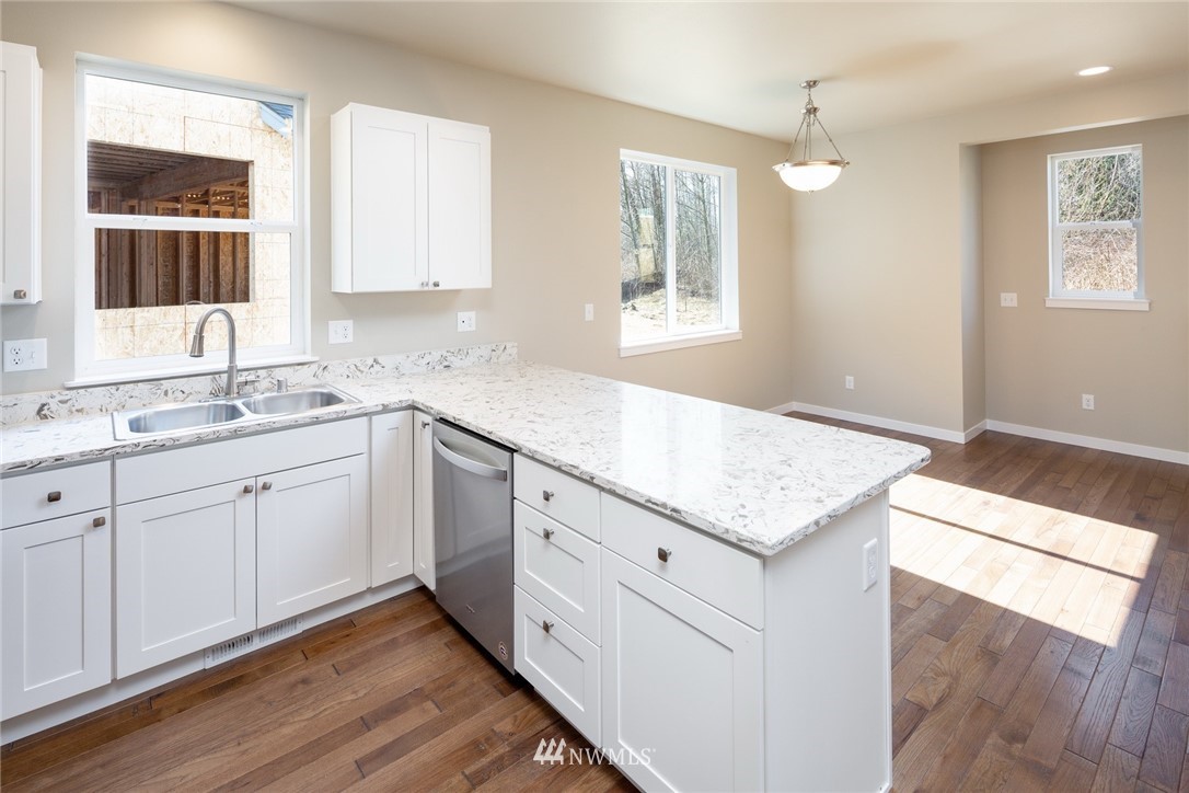 1957 Calico Loop Ferndale, WA 98248 - Photo 8 of 25 Gallery Image 8