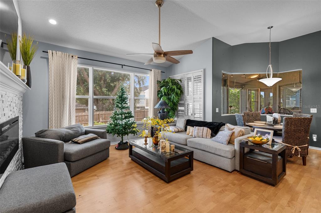 1381 Shelter Rock Road Orlando, FL 32835 - Photo 17 of 42