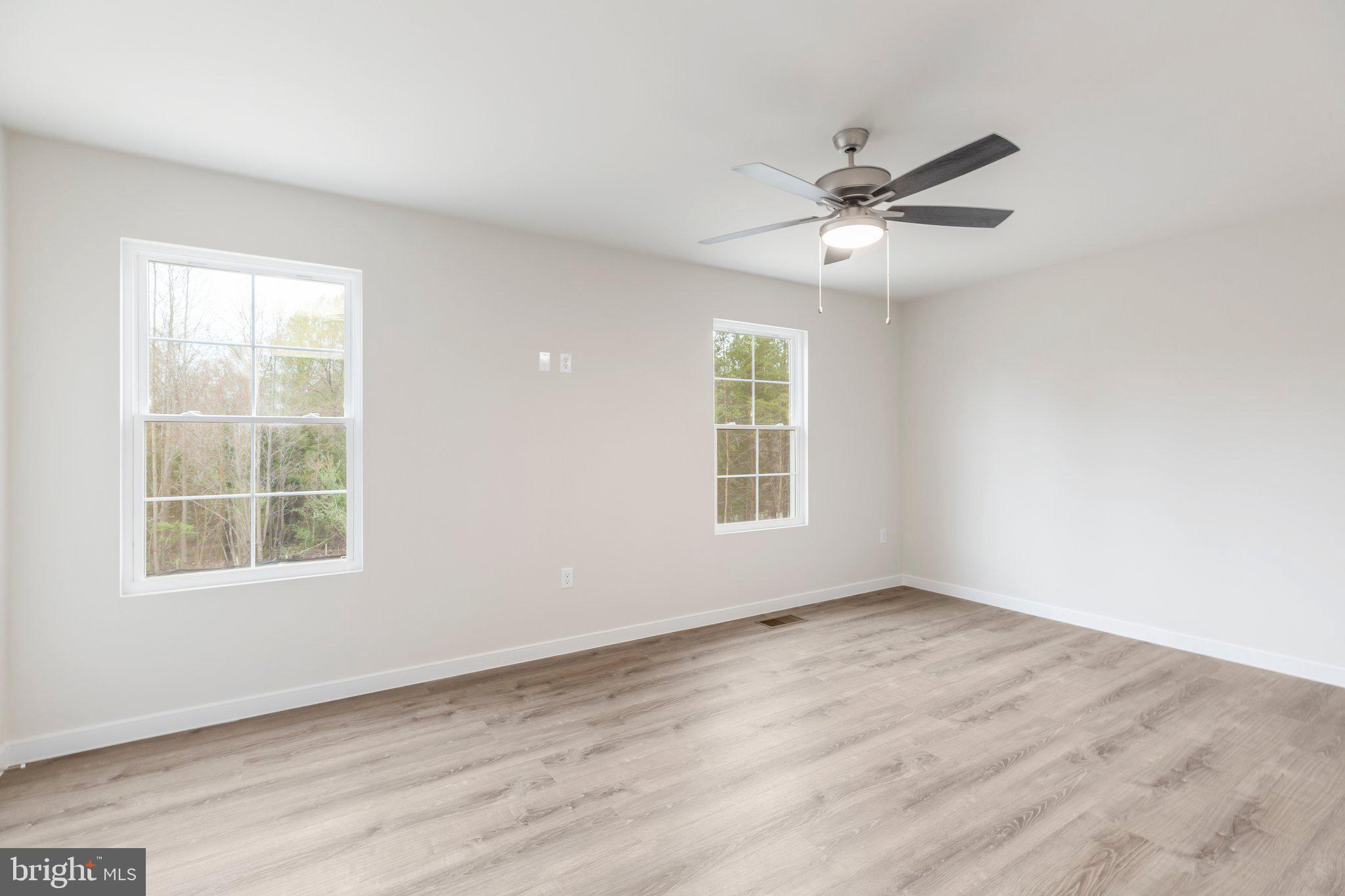 19159 Country Road Beaverdam, VA 23015 - Photo 14 of 39 First bedroom