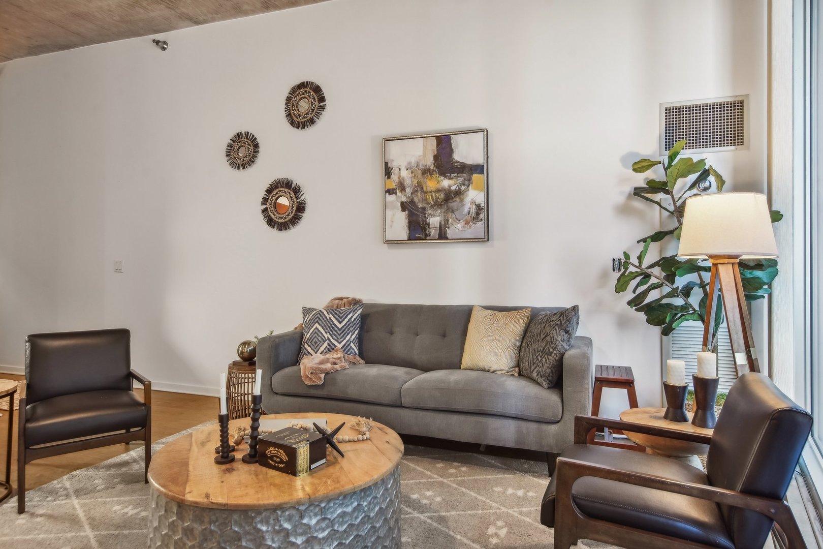 611 South Wells Street, Unit 702 Chicago, IL 60607 - Photo 9 of 32 a living room with furniture