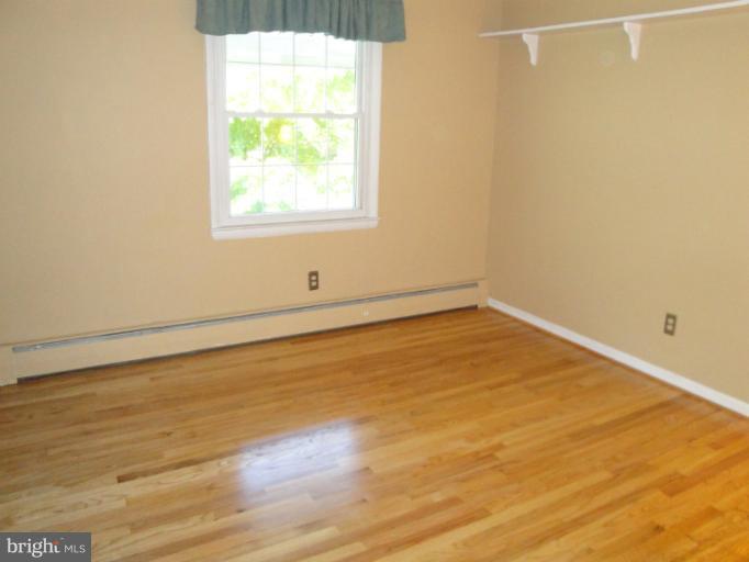 2829 Foxhound Road Ellicott City, MD 21042 - Photo 20 of 27 Bedroom