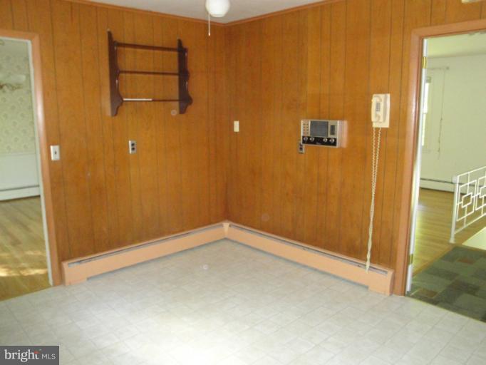 2829 Foxhound Road Ellicott City, MD 21042 - Photo 4 of 27 Kitchen