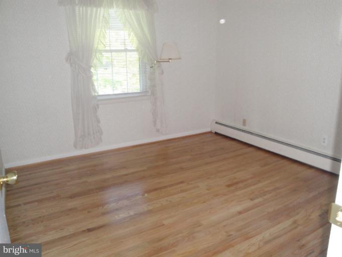 2829 Foxhound Road Ellicott City, MD 21042 - Photo 7 of 27 Bedroom