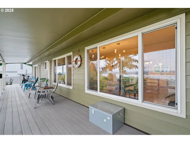 $875,000 | 6409 Southeast Evergreen Highway, Vancouver, WA 98661