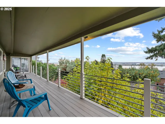 $875,000 | 6409 Southeast Evergreen Highway, Vancouver, WA 98661