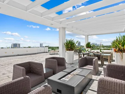 $3,500,000 | 353 Sunset Drive, Unit PH02, Fort Lauderdale, FL 33301