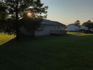 4253 Fairview Road Columbia, TN 38401 - Photo 14 of 16 a backyard of a house with lots of green space