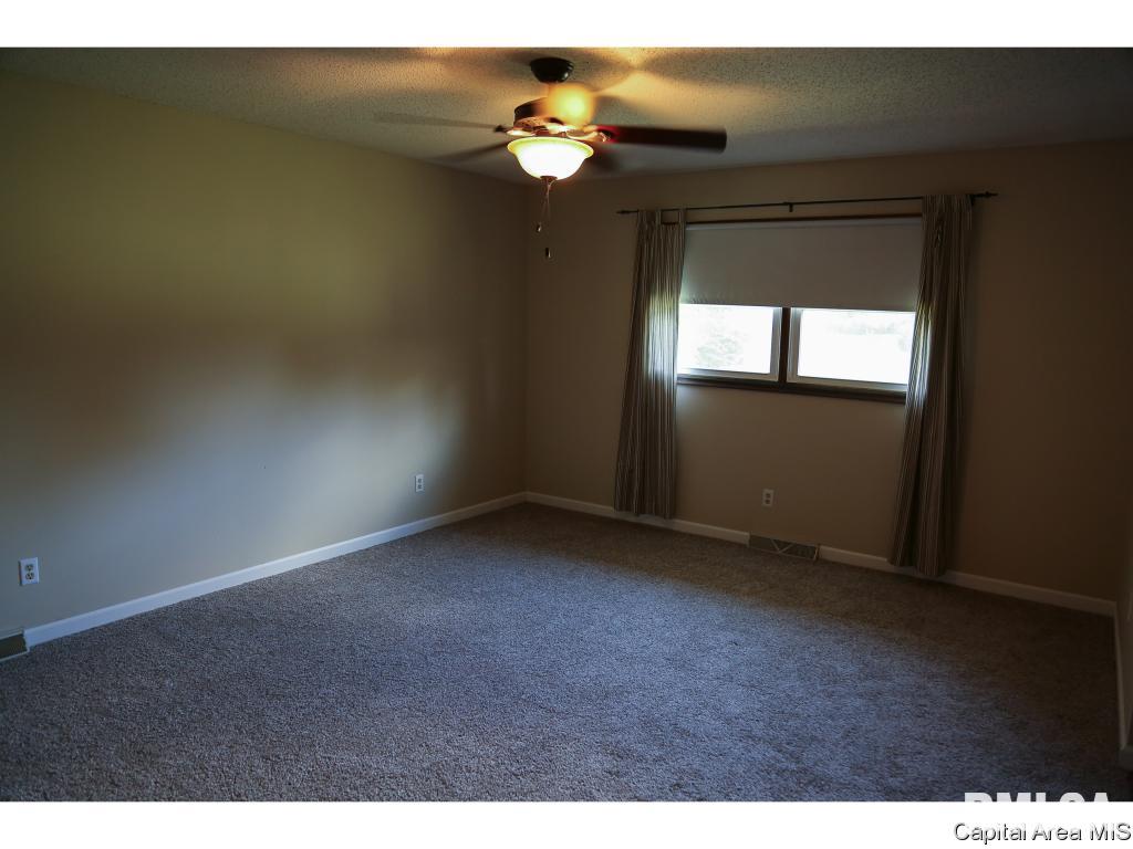 9 Florence Road Rochester, IL 62563 - Photo 13 of 27