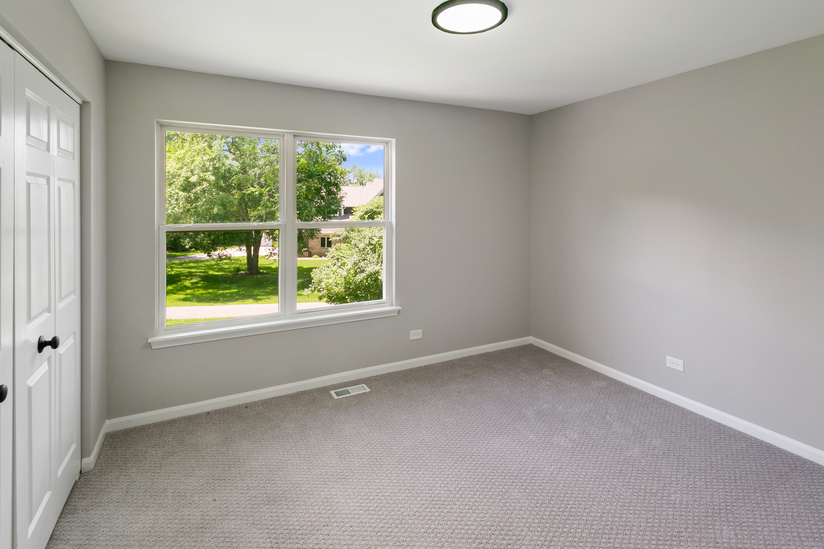 600 Brookstone Road Grayslake, IL 60030 - Photo 31 of 33