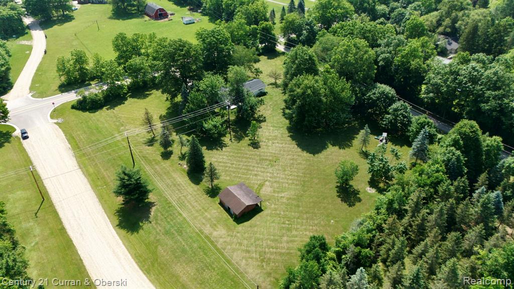 21651 Currie Road Northville, MI 48167 - Photo 40 of 52 Gallery Image 40
