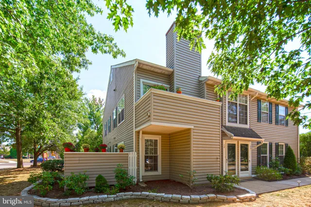 $2,800 | 12 Meadow Lane, Unit 1B, New Hope, PA 18938