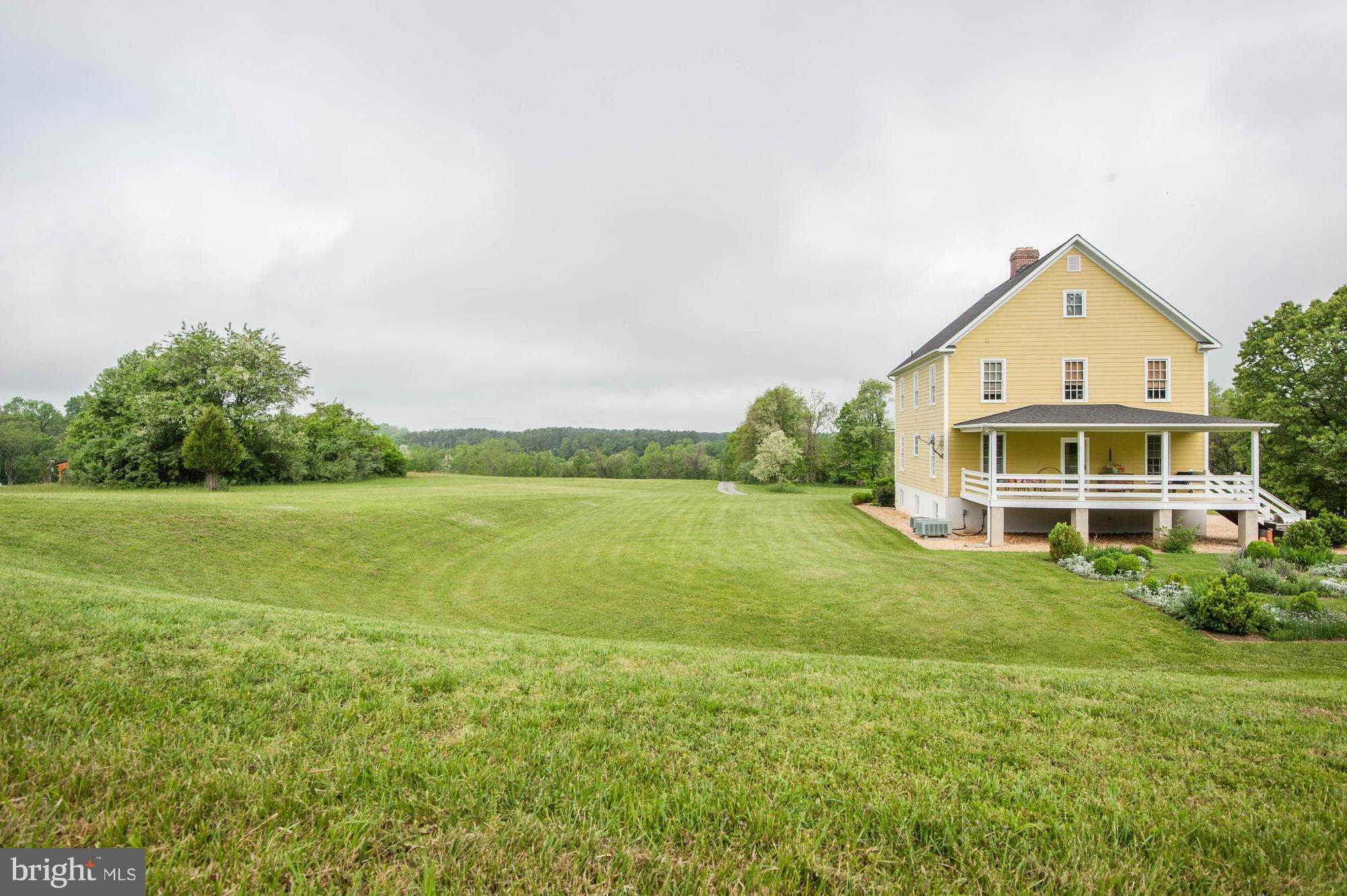 21286 Hibbs Bridge Road Middleburg, VA 20117 - Photo 2 of 30 Blue Ridge Mountain View Shed