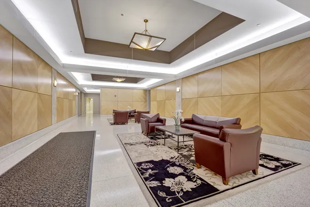 $274,999 | 1717 South Prairie Avenue, Unit 608, Chicago, IL 60616