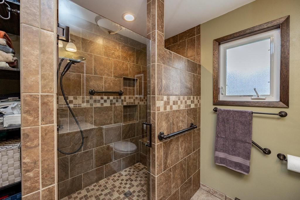 2143 Lakeview Ridge Drive Northeast Solon, IA 52333 - Photo 26 of 59 Gallery Image 26