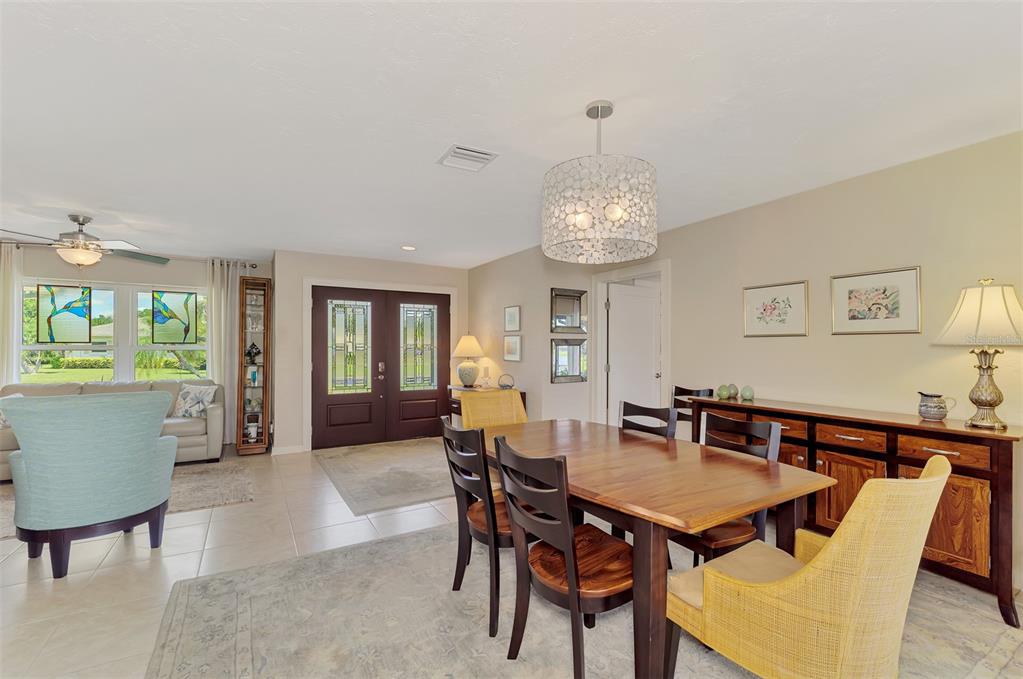 1830 Raintree Lane Venice, FL 34293 - Photo 19 of 81 Gallery Image 19