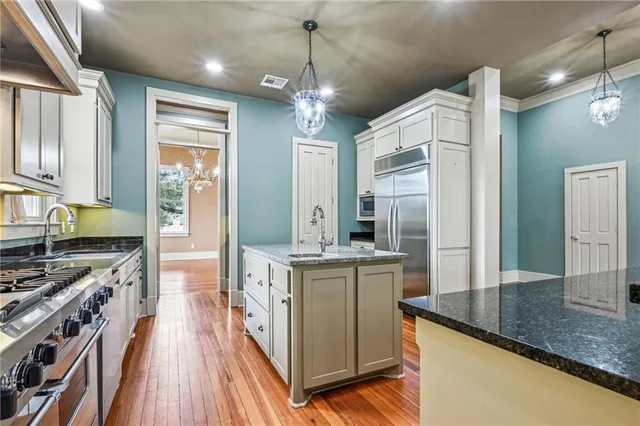 $1,900,000 | 605 South America Street, Covington, LA 70433