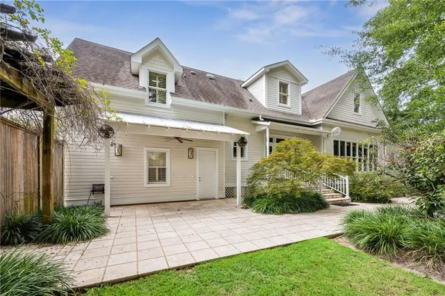 $1,900,000 | 605 South America Street, Covington, LA 70433