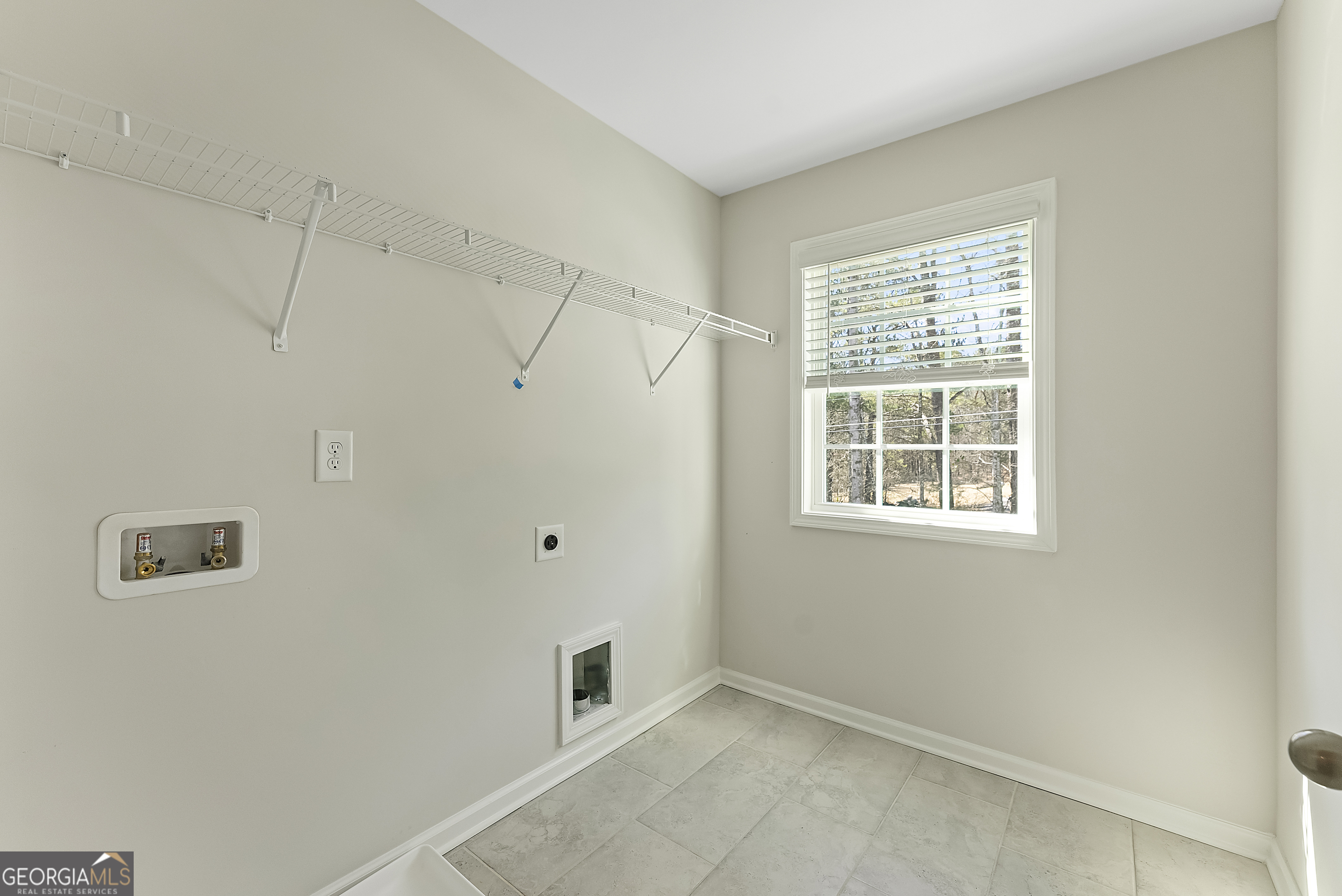515 Bohannon Road, Unit 13 Grantville, GA 30220 - Photo 36 of 40 a view of a bathroom with a shower