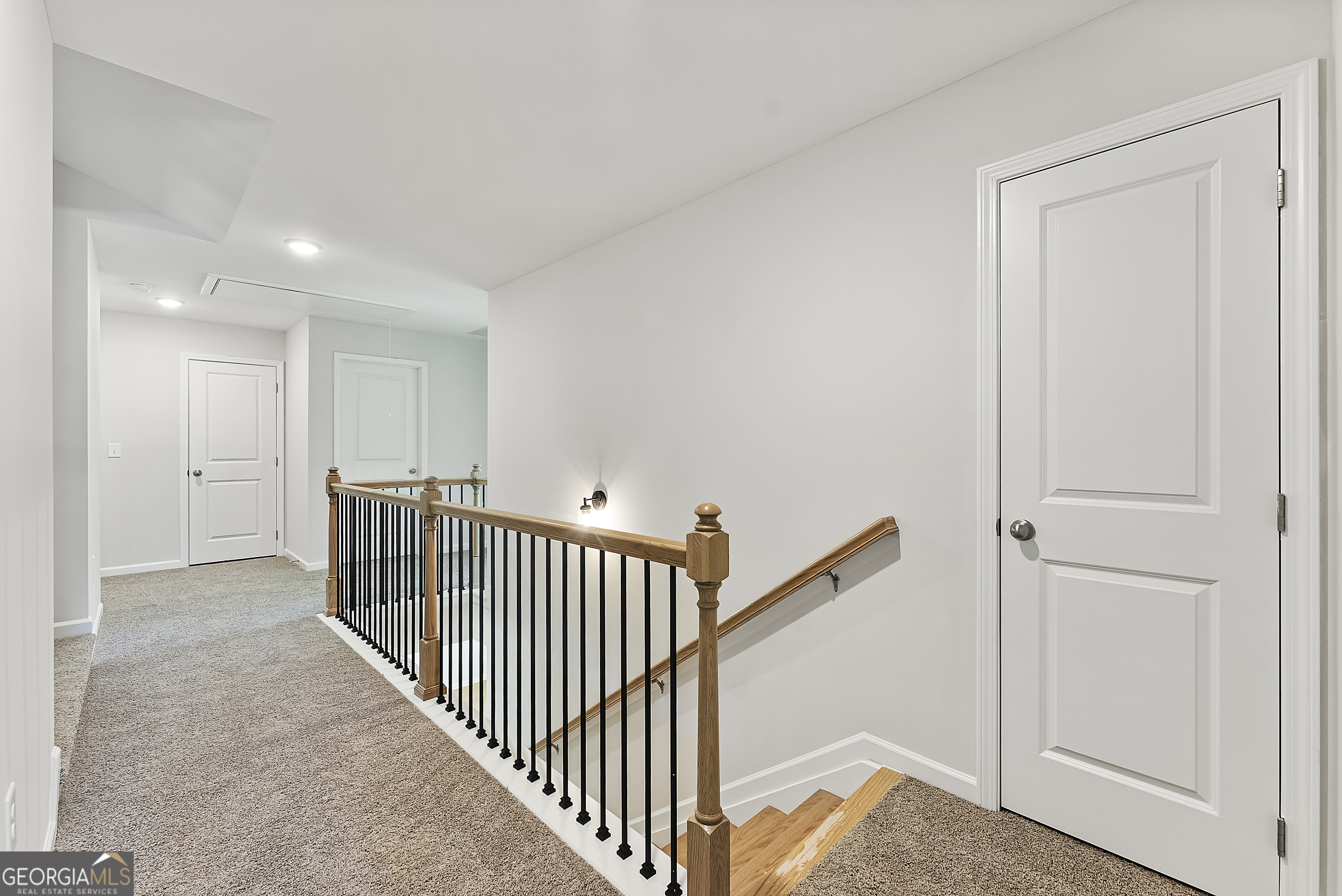 515 Bohannon Road, Unit 13 Grantville, GA 30220 - Photo 39 of 40 a view of a hallway with a room