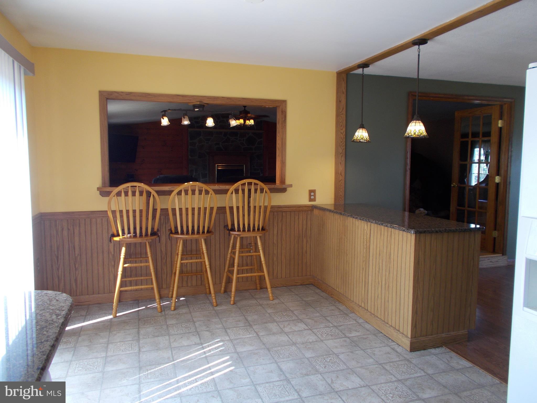 13020 Independence Road Clear Spring, MD 21722 - Photo 19 of 62 Breakfast area~ bar looking into the family room