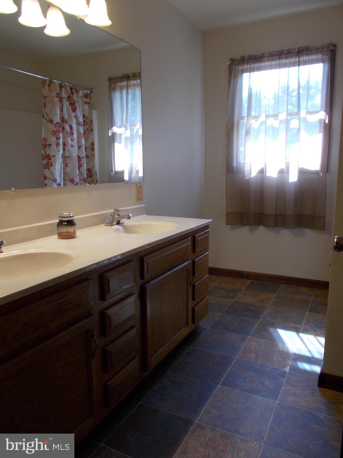 13020 Independence Road Clear Spring, MD 21722 - Photo 21 of 62 Bath