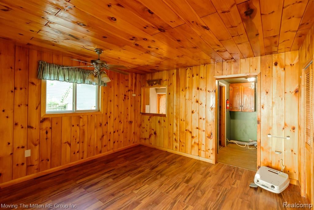 26247 Weigel Road New Boston, MI 48164 - Photo 13 of 30 Gallery Image 13