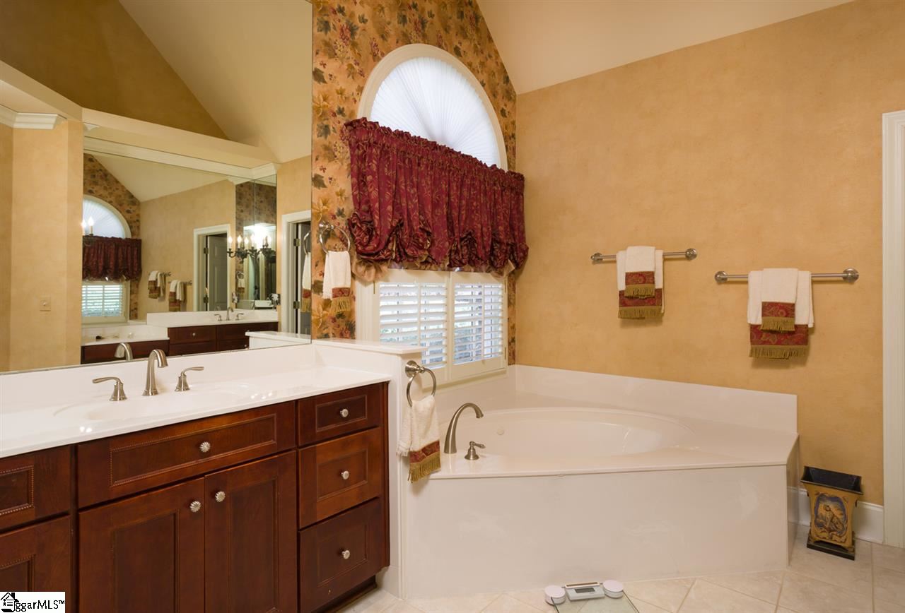 5 Player Way Simpsonville, SC 29681 - Photo 17 of 36 Gallery Image 17