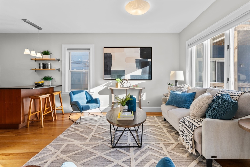 4 Dresden Street, Unit 2 Boston, MA 02130 - Photo 3 of 41