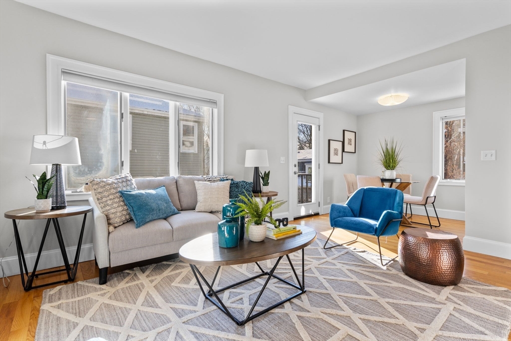 4 Dresden Street, Unit 2 Boston, MA 02130 - Photo 5 of 41