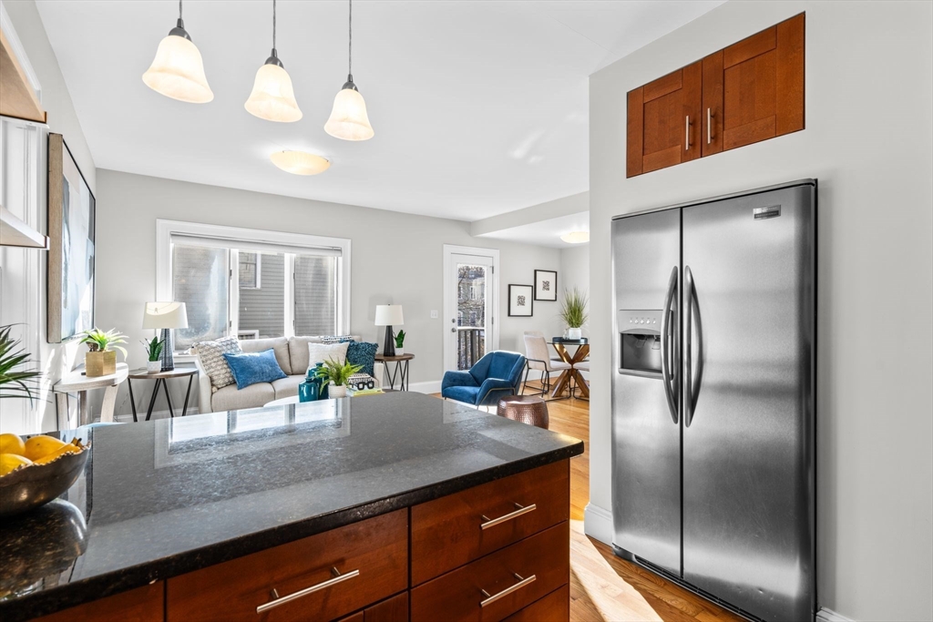 4 Dresden Street, Unit 2 Boston, MA 02130 - Photo 8 of 41