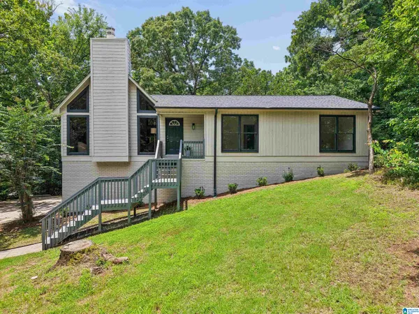 $369,900 | 112 White Cap Circle, Alabaster, AL 35007