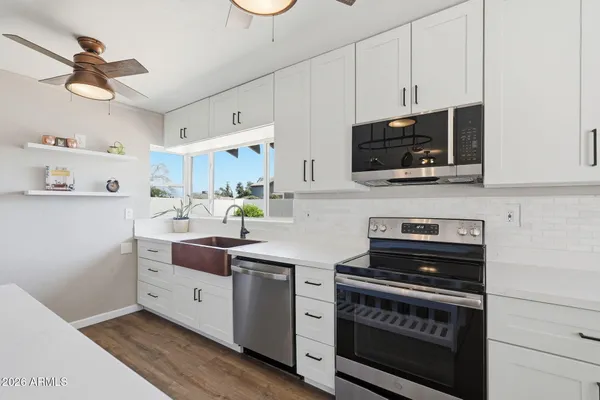 $670,000 | 1721 West Weldon Avenue, Phoenix, AZ 85015