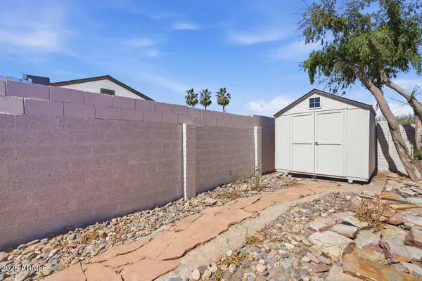 $670,000 | 1721 West Weldon Avenue, Phoenix, AZ 85015