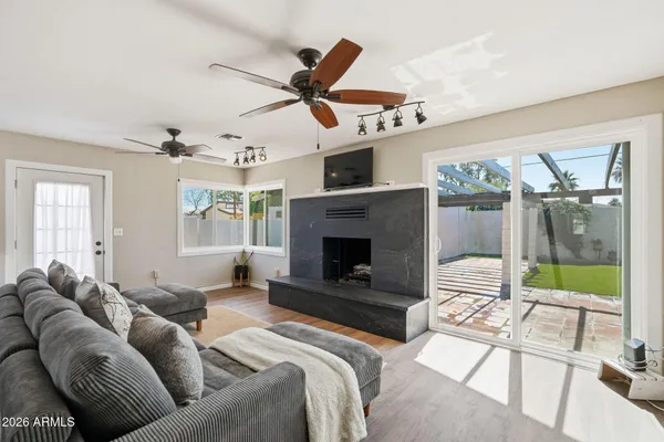 $670,000 | 1721 West Weldon Avenue, Phoenix, AZ 85015