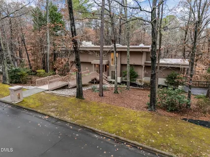 $1,100,000 | 634 Kensington Drive, Chapel Hill, NC 27514