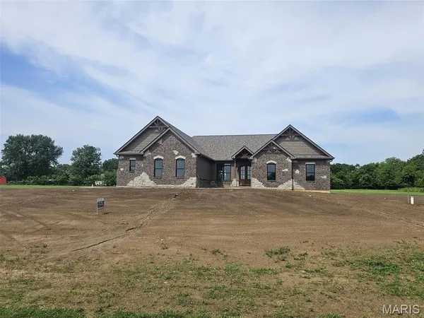 $1,199,900 | 11 Stonebriar Ests Court, Wentzville, MO 63385