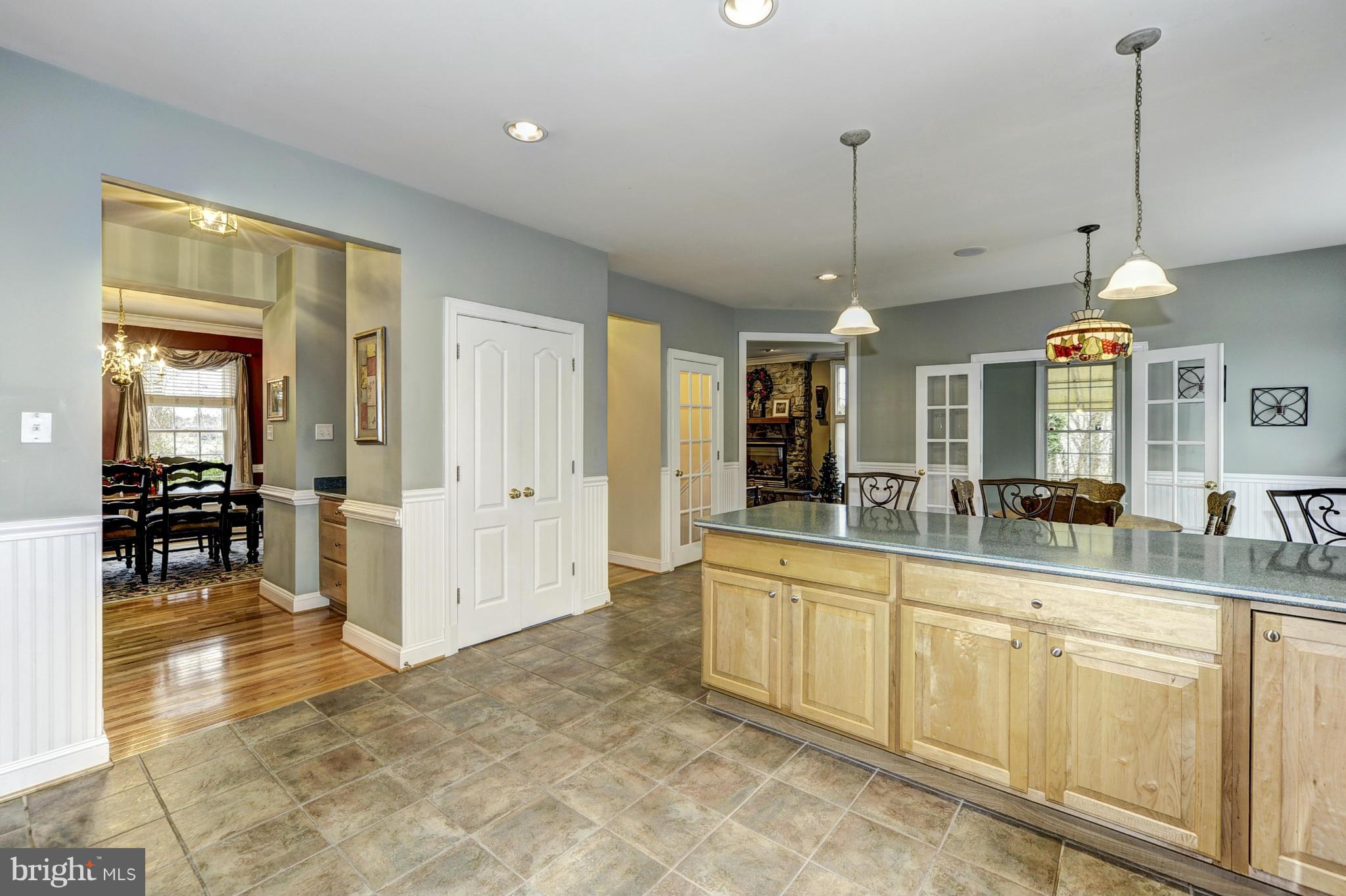 14105 Howard Road Dayton, MD 21036 - Photo 10 of 30 Kitchen