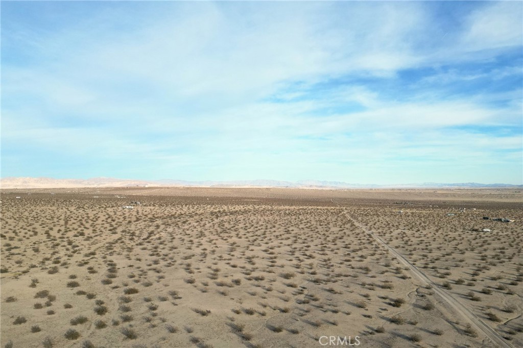 1111 Rainier Road Joshua Tree, CA 92252 - Photo 5 of 12