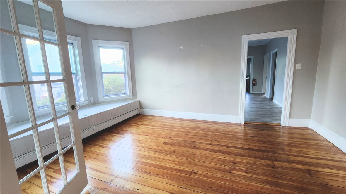 126 Welles Street Woonsocket, RI 02895 - Photo 4 of 37