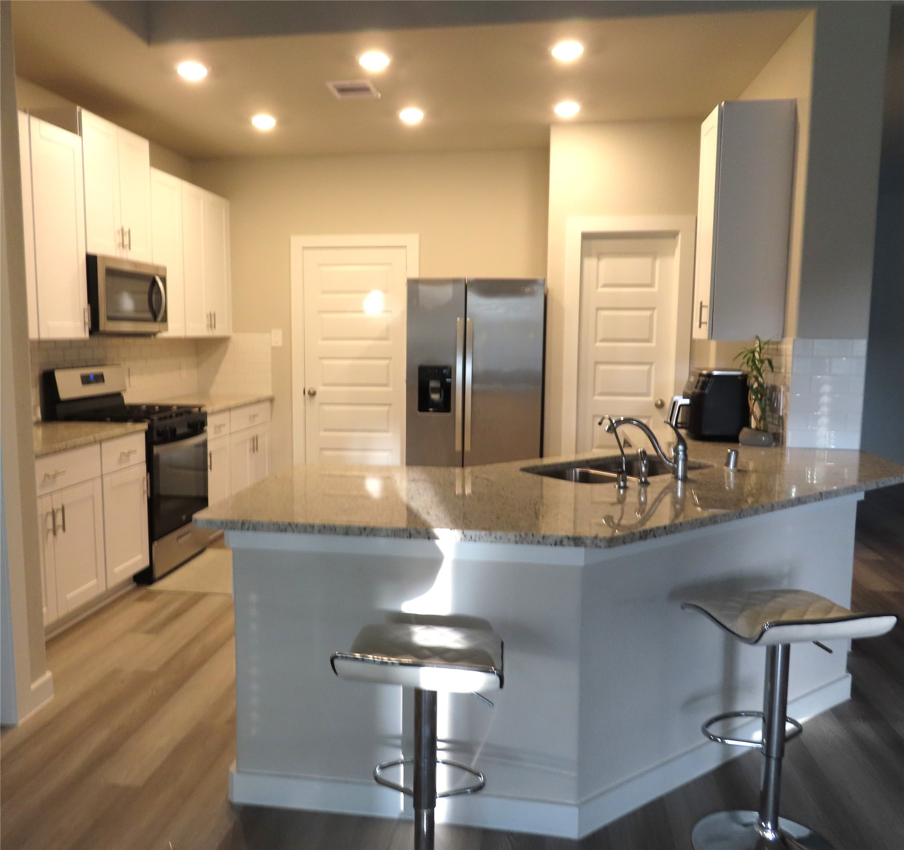 10854 Bodie Hls Drive Rosharon, TX 77583 - Photo 14 of 16