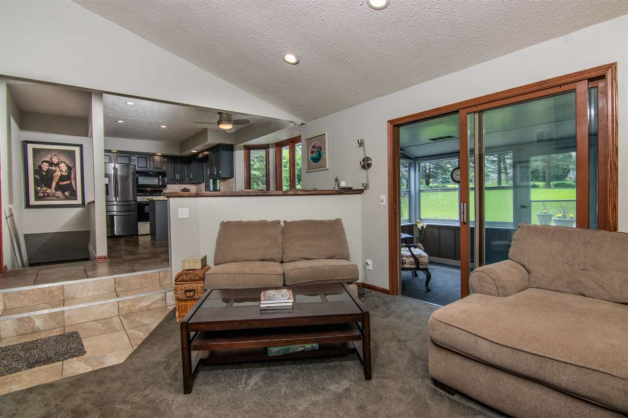 1460 Country Farm Road Rockford, IL 61107 - Photo 11 of 25 Gallery Image 11