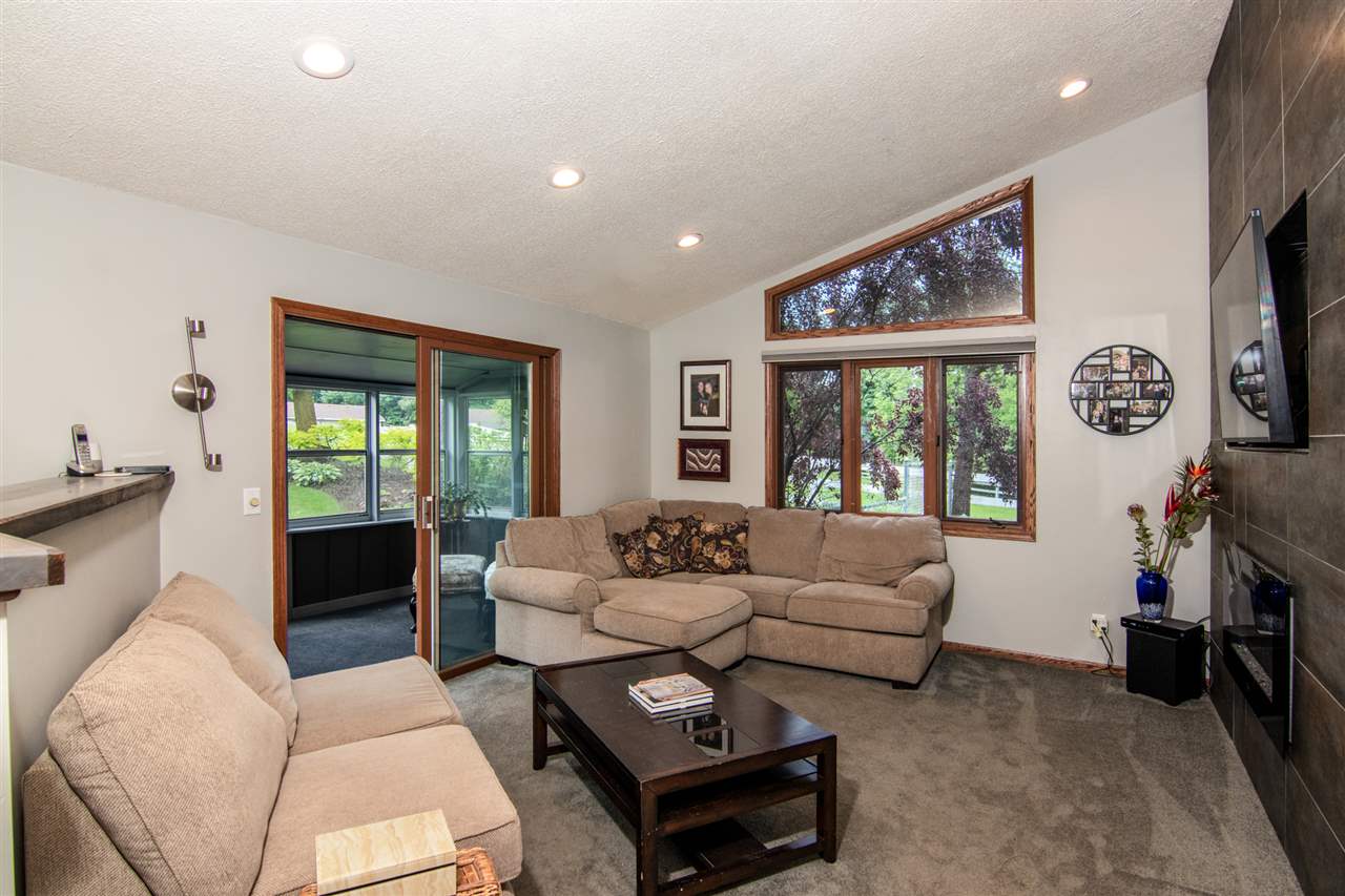 1460 Country Farm Road Rockford, IL 61107 - Photo 9 of 25 Gallery Image 9