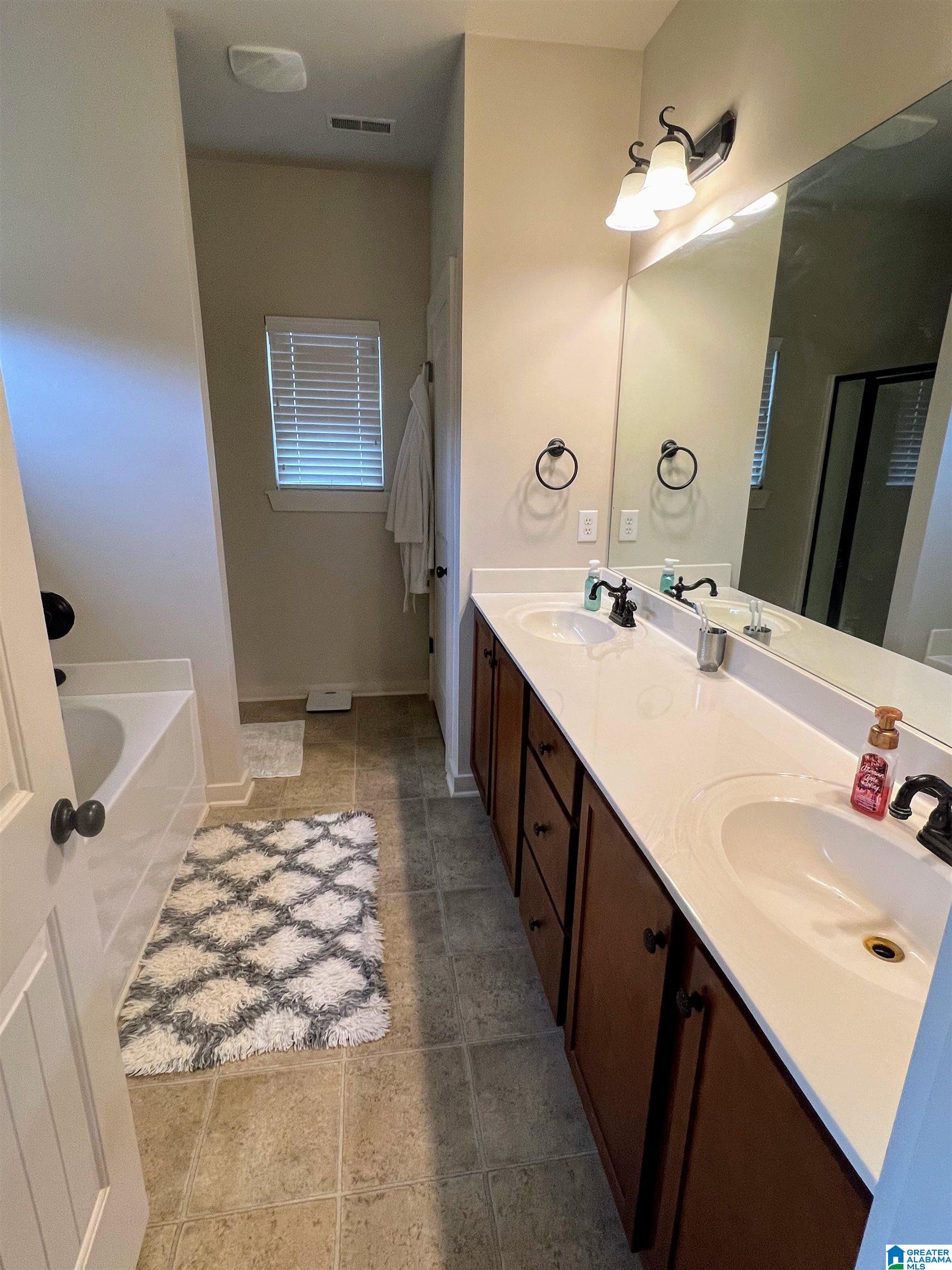 9149 Rookwood Place Warrior, AL 35180 - Photo 9 of 15