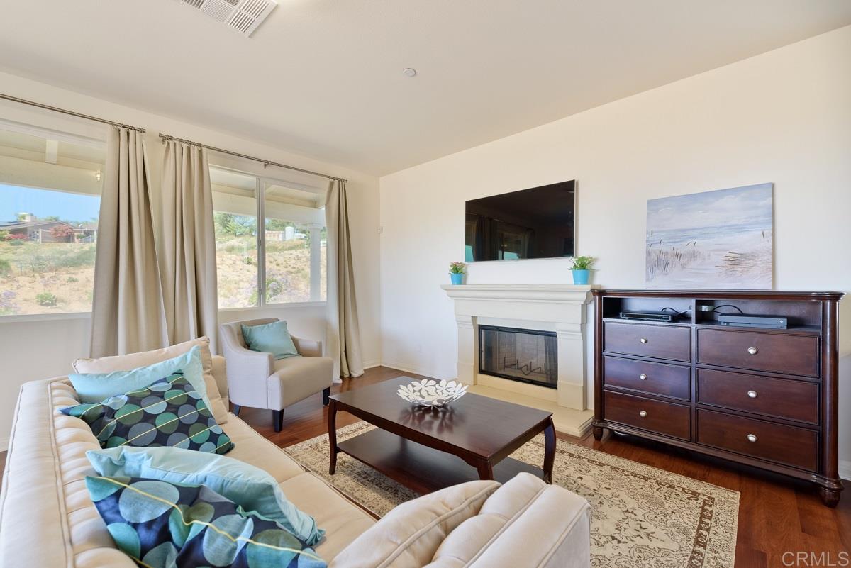 23005 Stokes Road Ramona, CA 92065 - Photo 13 of 25 Entertainment area.